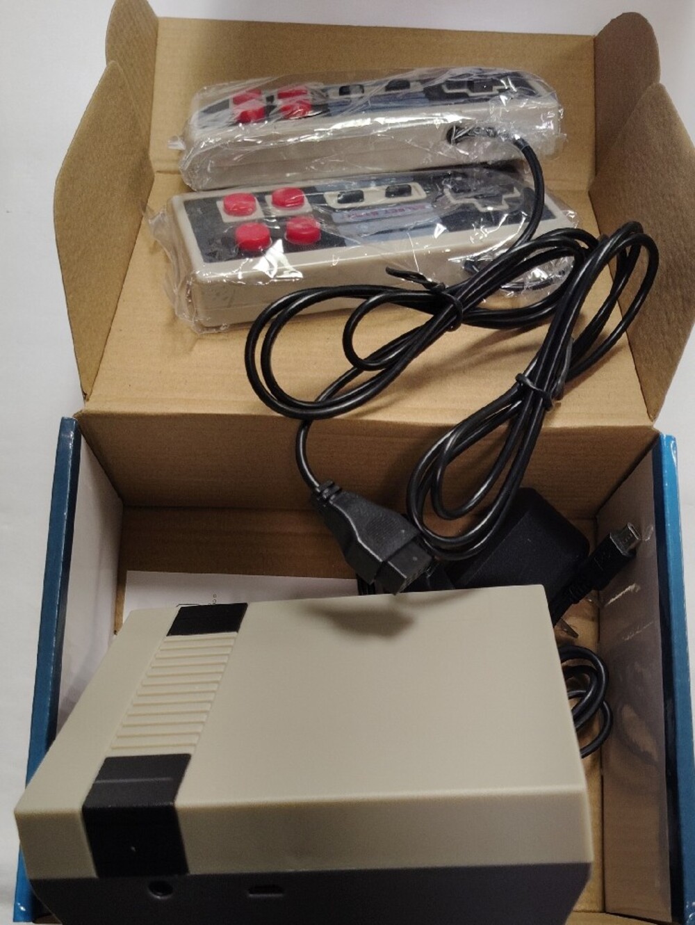 Mini Video Game Console - Picture 4 of 5